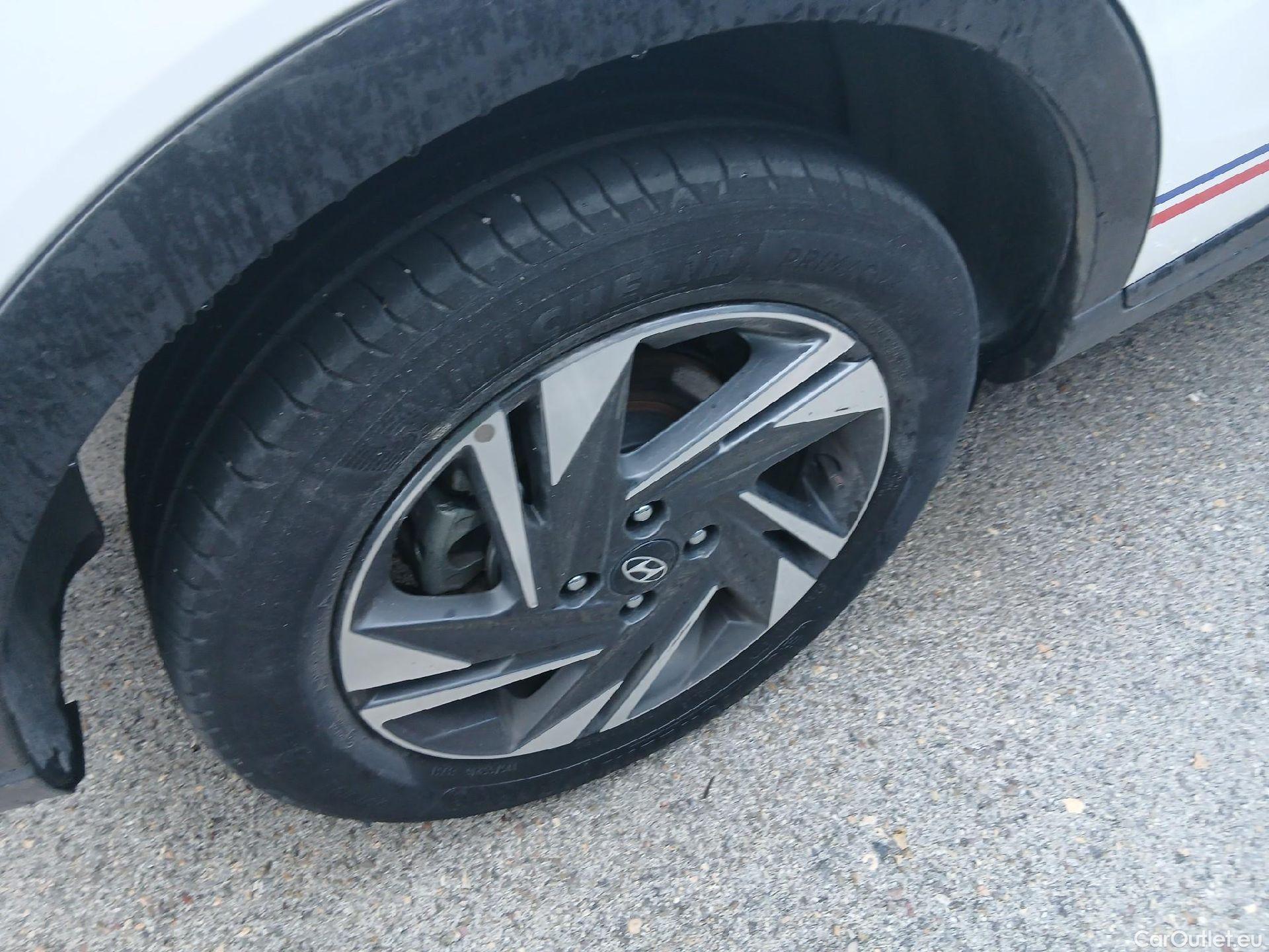  Hyundai  Bayon HYUNDAI  / 2021 / 5P / todoterreno 1.0 TGDI 74kW (100CV) Maxx #9