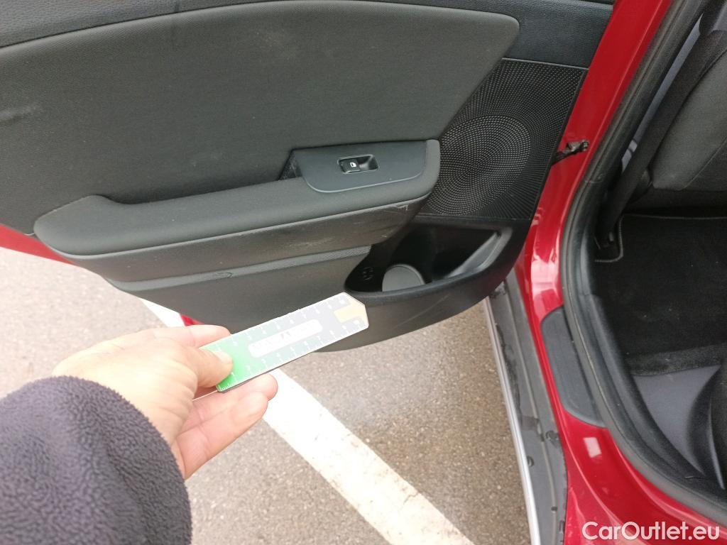  KIA  XCeed KIA  / 2019 / 5P / todoterreno 1.0 T-GDi Drive 88kW (120CV) #14