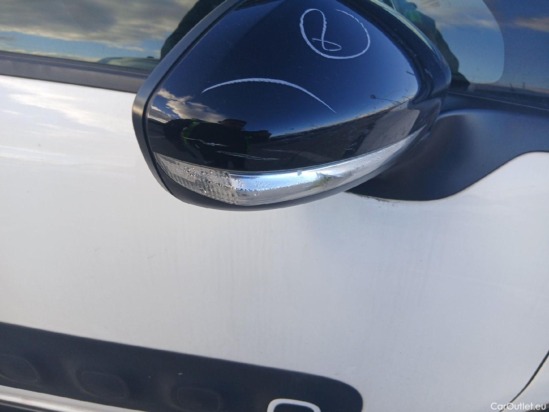  Citroen  C3 CITROEN  / 2016 / 5P / berlina con portón PureTech 60KW (82CV) FEEL (CX) #22