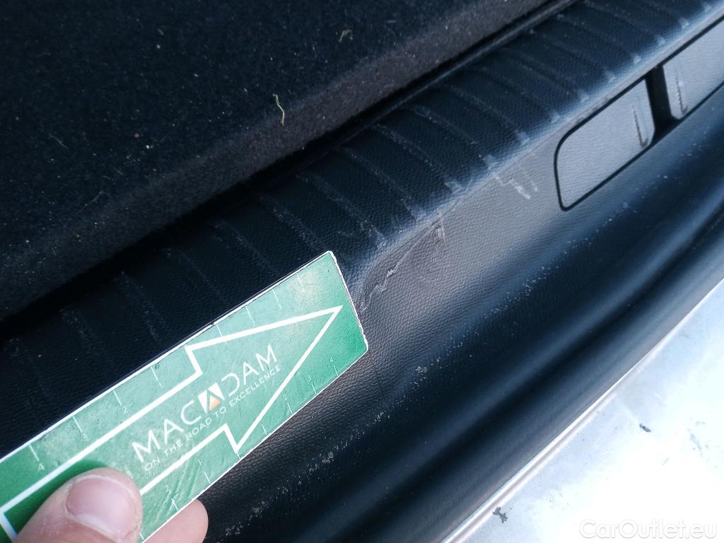  Opel  Mokka OPEL  / 2020 / 5P / todoterreno 1.2 T 96kW (130CV) Business Elegance Aut #17