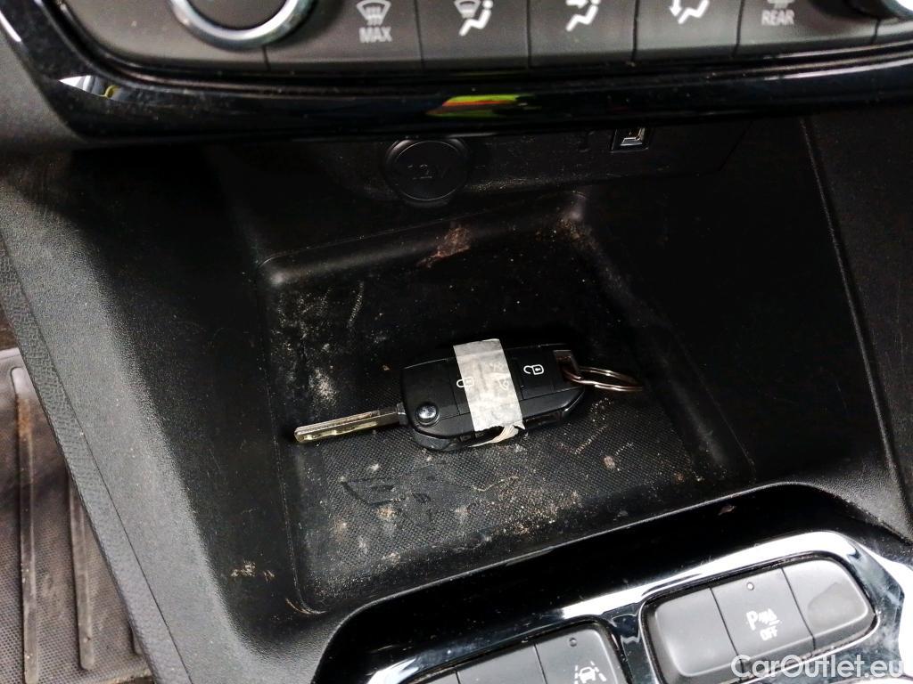  Opel  Corsa OPEL  1.2T XHL 74kW (100CV) Elegance #2