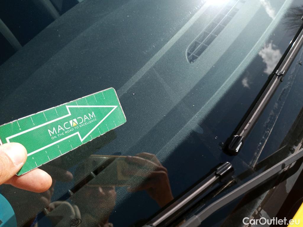  Renault  Clio RENAULT  / 2019 / 5P / berlina con portón Business Blue dCi 74kW (100CV) #20