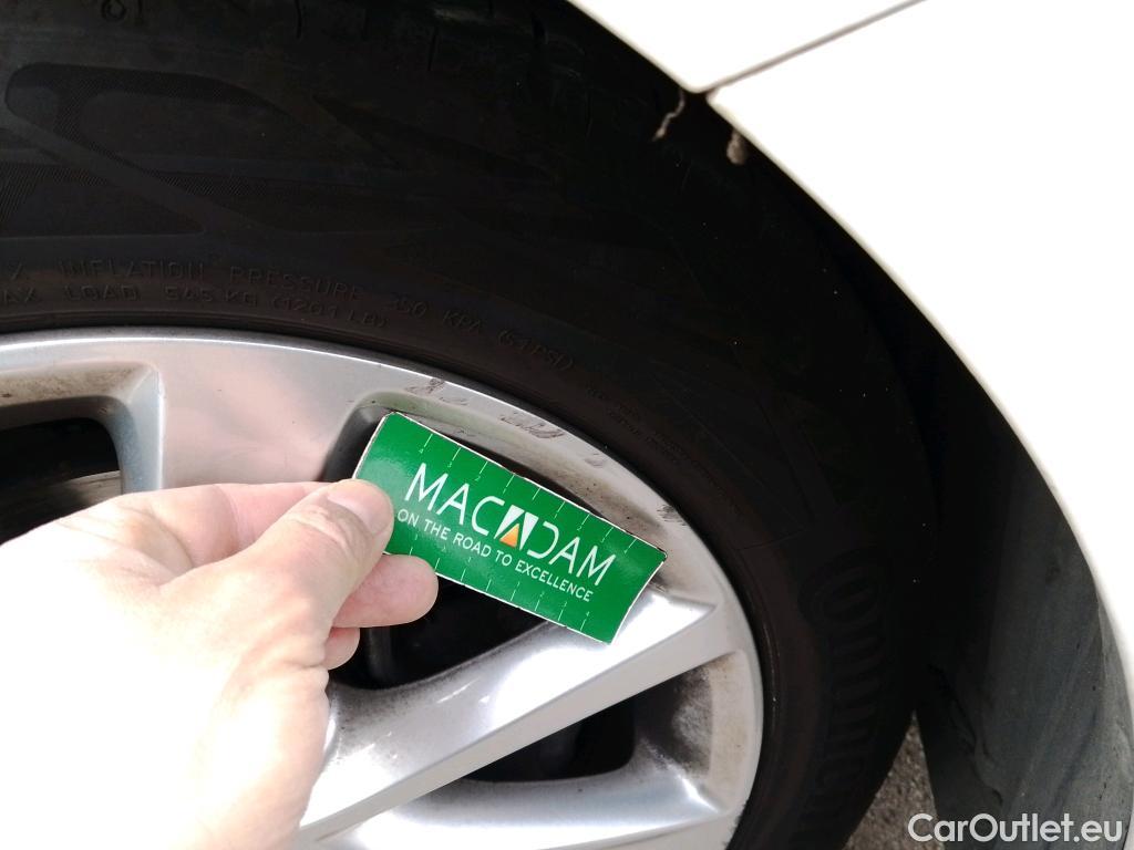  Opel  Corsa OPEL  1.2T XHL 74kW (100CV) Elegance #9