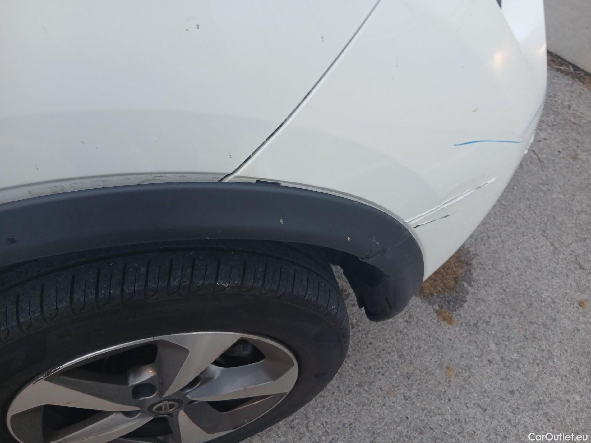  Nissan  Juke NISSAN  / 2014 / 5P / crossover G.E6D-Temp 83kW (112 CV) 5M/T ACENTA (CX) #20