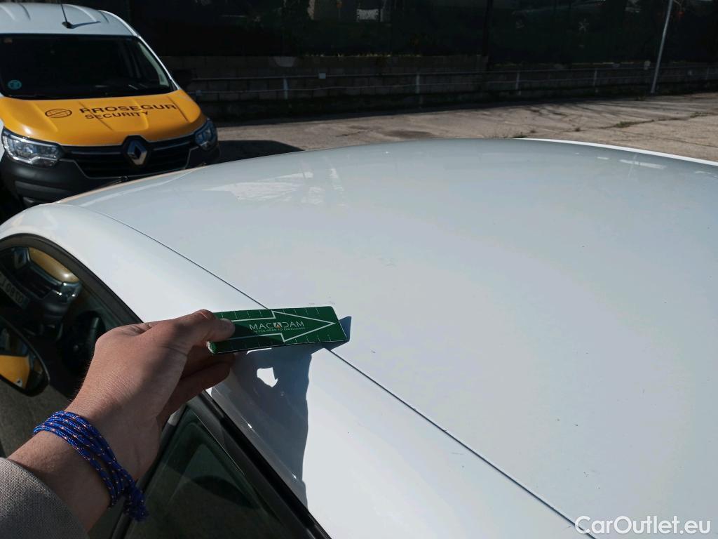  Renault  Clio RENAULT  / 2019 / 5P / berlina con portón Business Blue dCi 74kW (100CV) #5