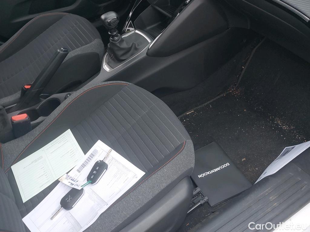  Peugeot  2008 PEUGEOT  / 2019 / 5P / todoterreno Active BlueHDI 100 S&S BVM6 #11