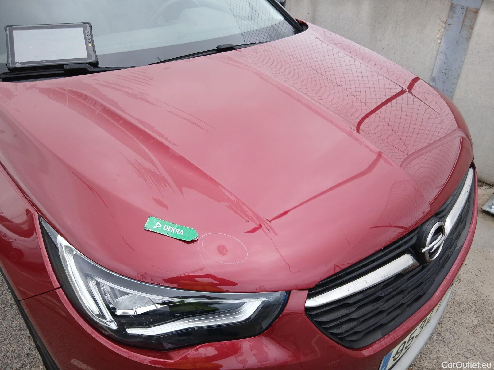  Opel   Grandland X OPEL / 2017 / 5P / todoterreno 1.2 Turbo Design & Tech #3