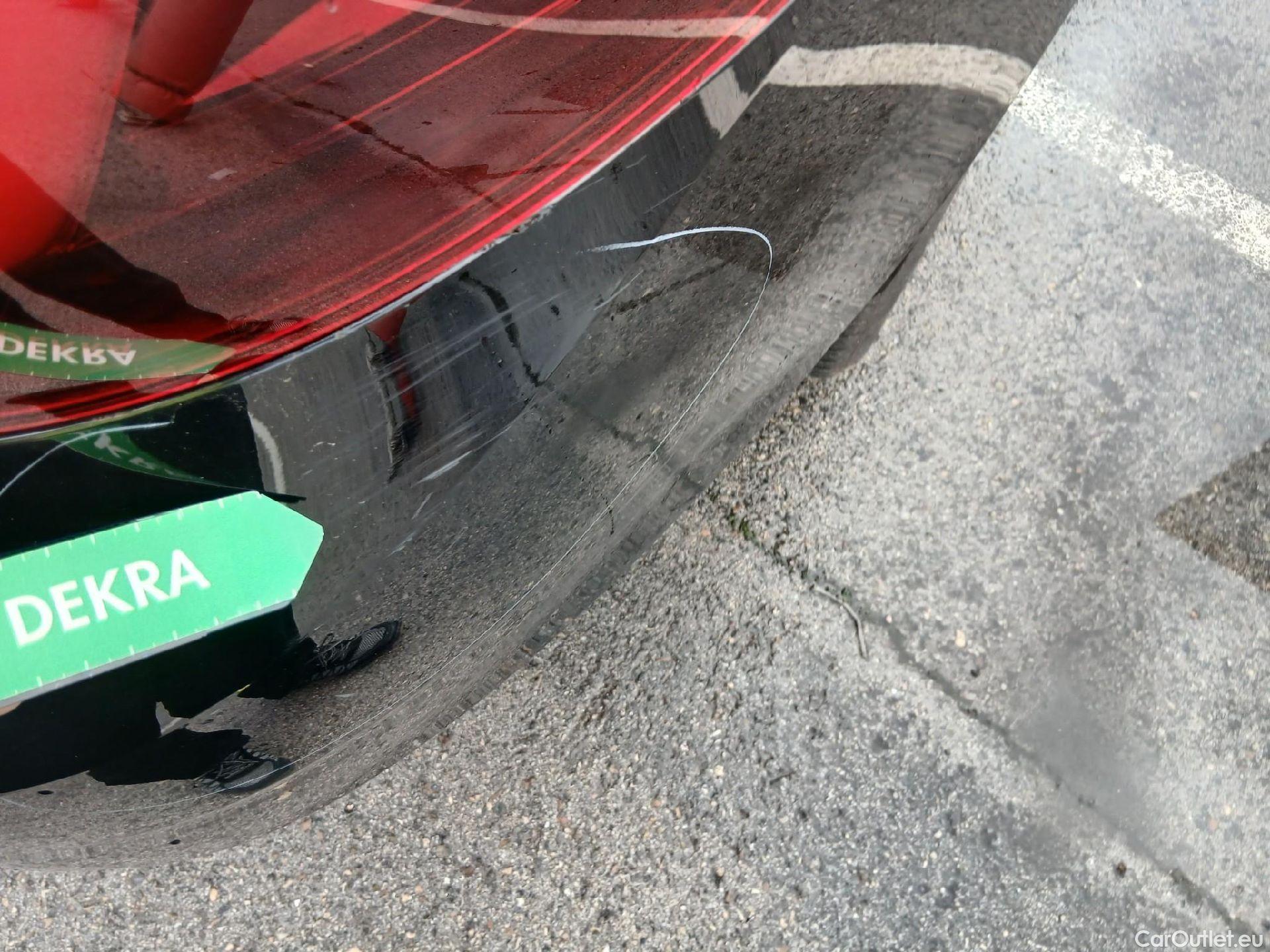  Land Rover  Discovery OPEL Insignia / 2020 / 5P / berlina con portón GS Business 1.5D DVH 130kW AT8 #21