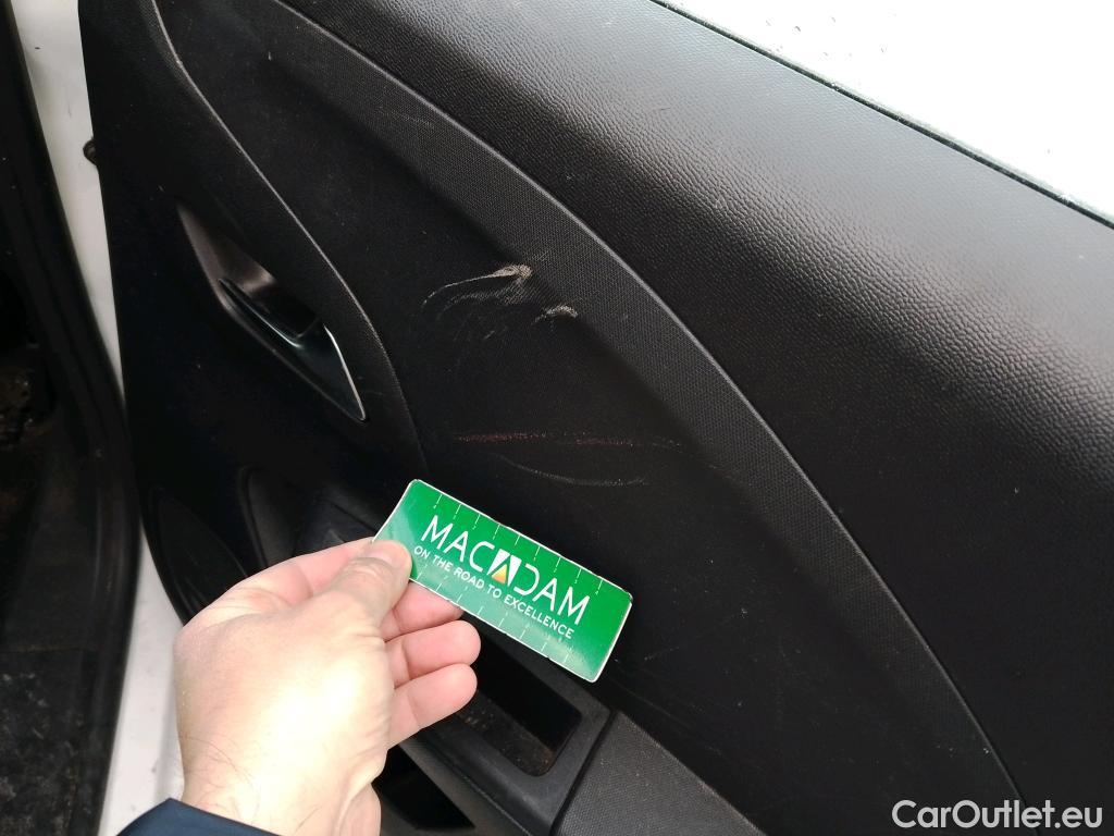  Opel  Corsa OPEL  1.2T XHL 74kW (100CV) Elegance #13