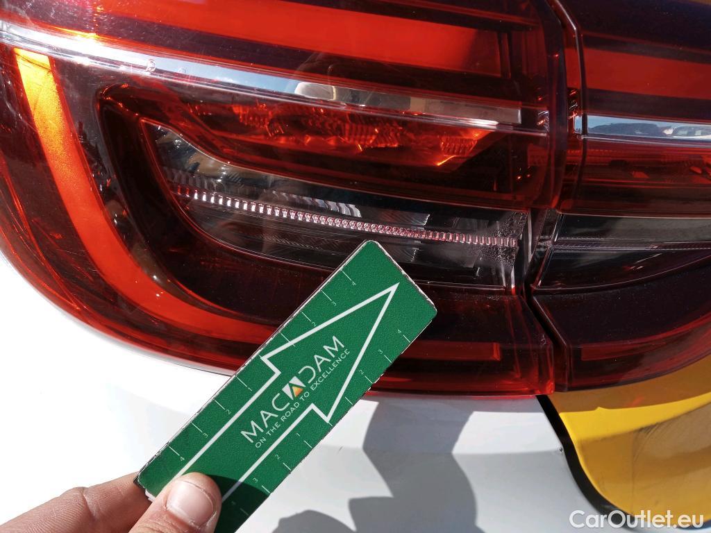  Renault  Clio RENAULT  / 2019 / 5P / berlina con portón Business Blue dCi 74kW (100CV) #3