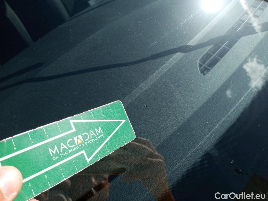  Renault  Clio RENAULT  / 2019 / 5P / berlina con portón Business Blue dCi 74kW (100CV) #19