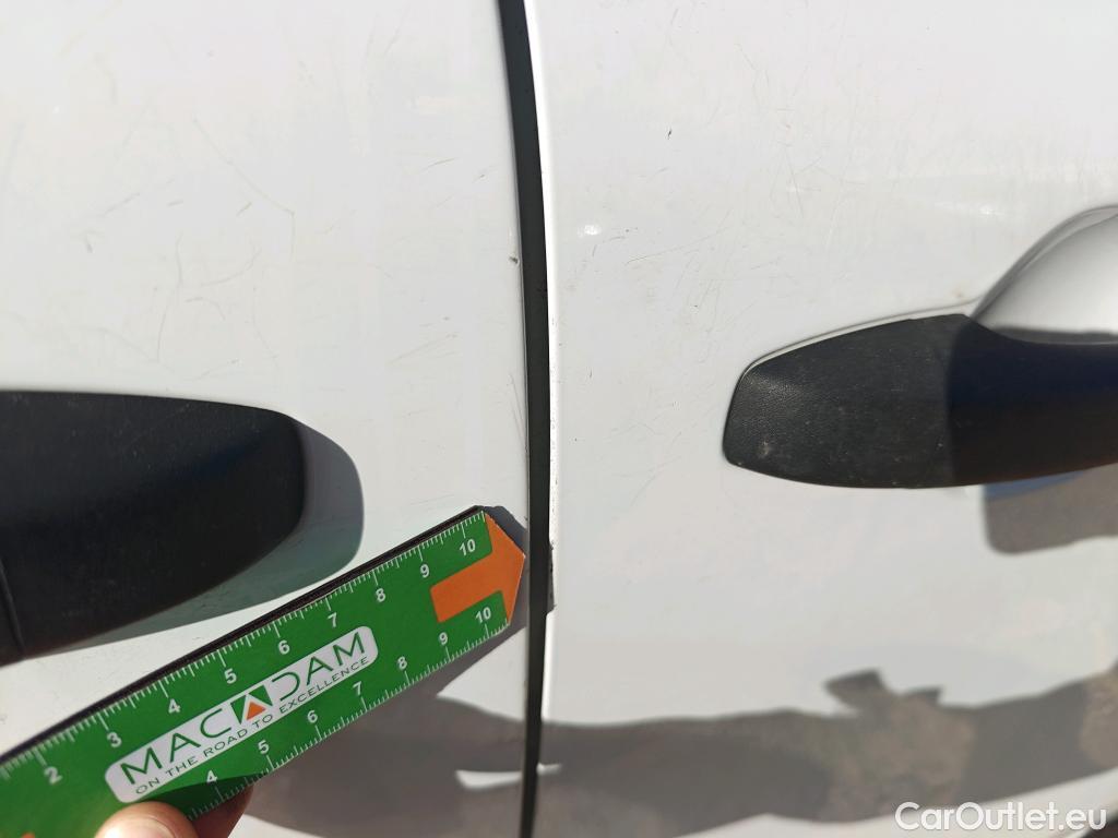  Mercedes  Citan MERCEDES-BENZ  / 2021 / 4P / furgón derivado de turismo 110 CDI 70kW Furgón Base Largo (AC) #39