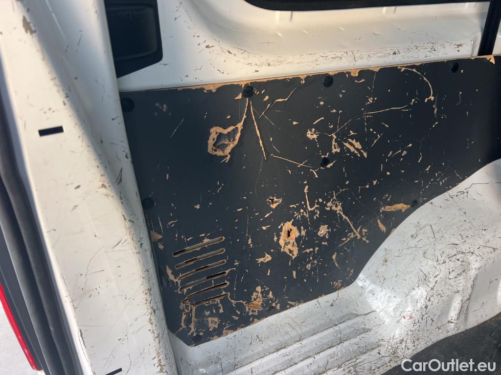  Opel  Vivaro OPEL  / 2019 / 4P / combi 1.5 Diésel 88kW (120CV) L Std Express #6