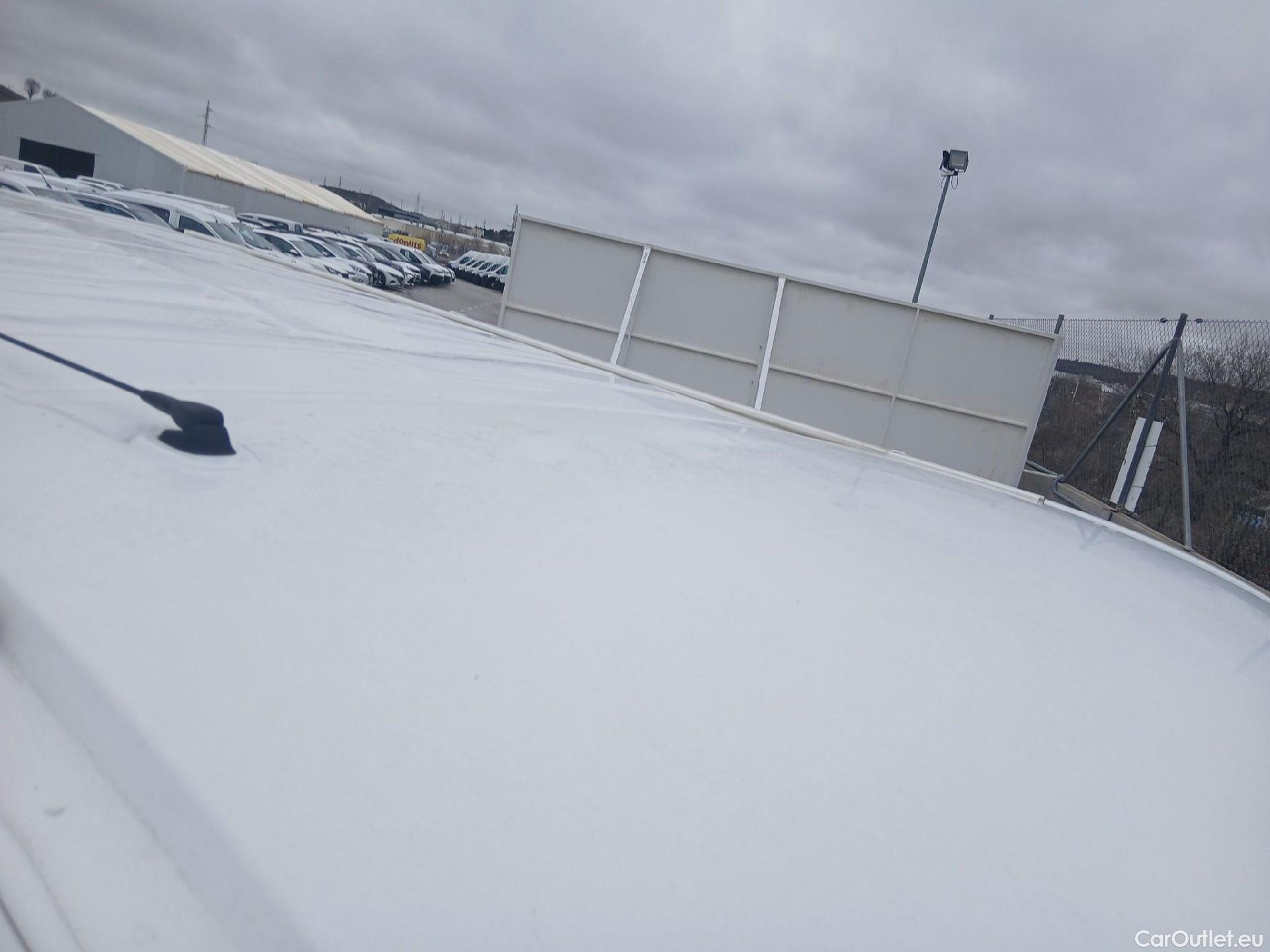  Opel  Vivaro OPEL  VU 4p 2G furgón 1.6 CDTI 115 CV Expression L2 H1 2.9t #37