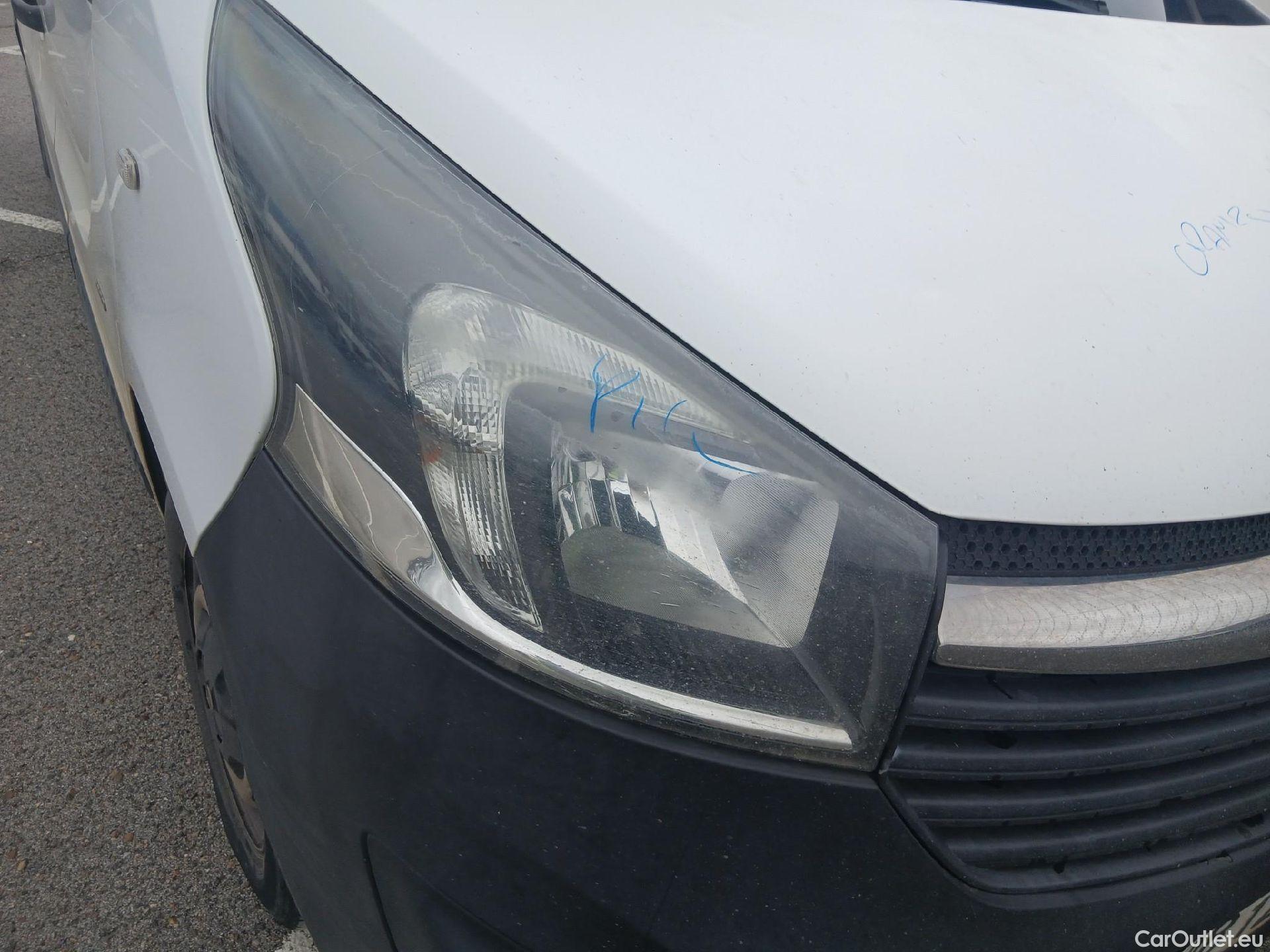  Opel  Vivaro OPEL  VU 4p 2G furgón 1.6 CDTI 115 CV Expression L2 H1 2.9t #12