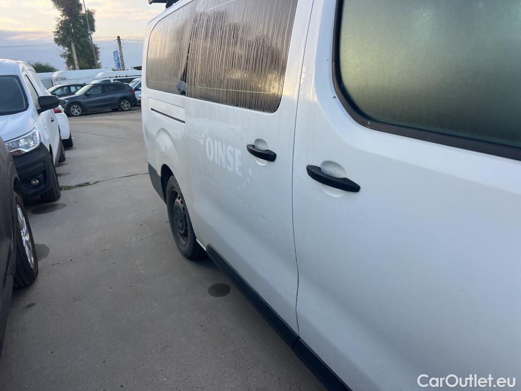 Opel  Vivaro OPEL  / 2019 / 4P / combi 1.5 Diésel 88kW (120CV) L Std Express #14