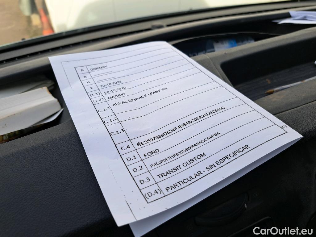  Ford  Transit  Custom Combi / Tourneo Custom 320 L1 Trend 2.0 Ecoblue 150CV MT6 E6d #32