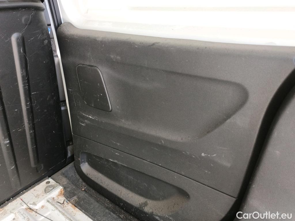  Opel  Combo OPEL  / 2018 / 3P / furgón derivado de turismo 1.5 TD 75kW (100CV) Express L H1 650kg (AC) #21