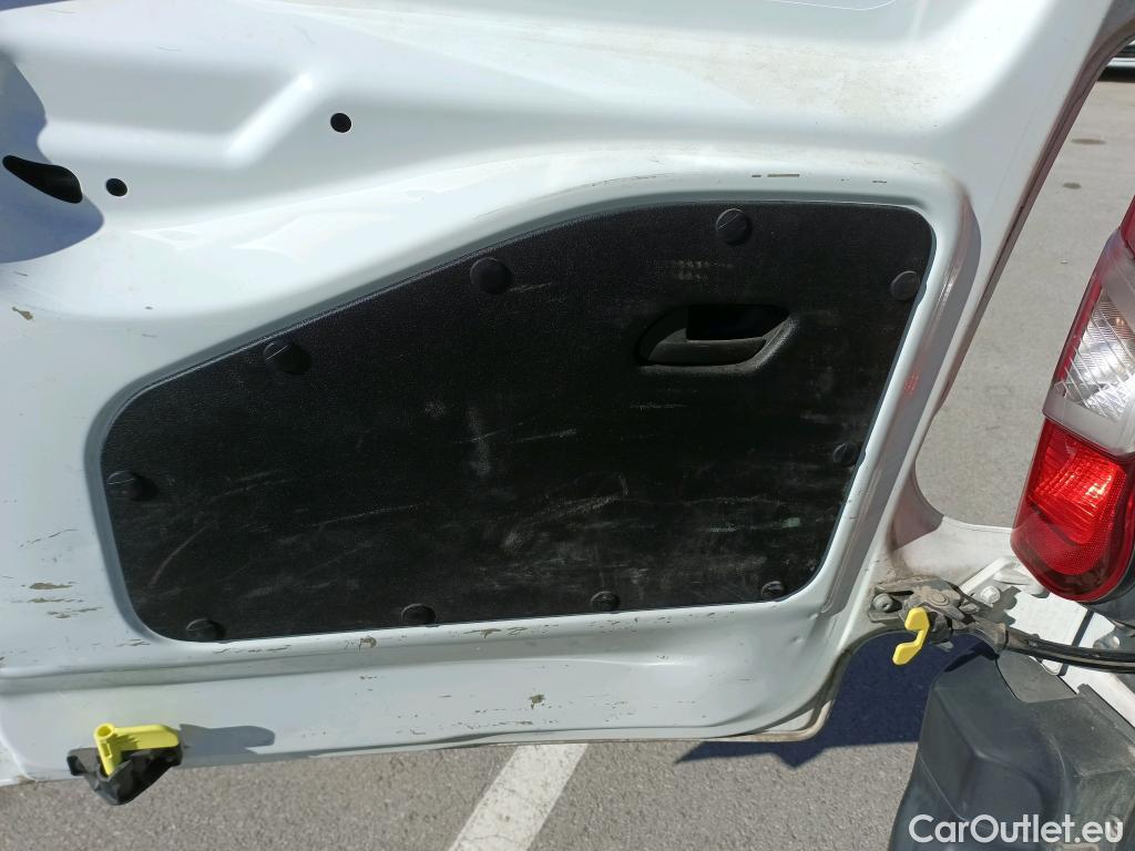  Opel  Combo OPEL  / 2018 / 3P / furgón derivado de turismo 1.5 TD 75kW (100CV) Express L H1 650kg (AC) #17