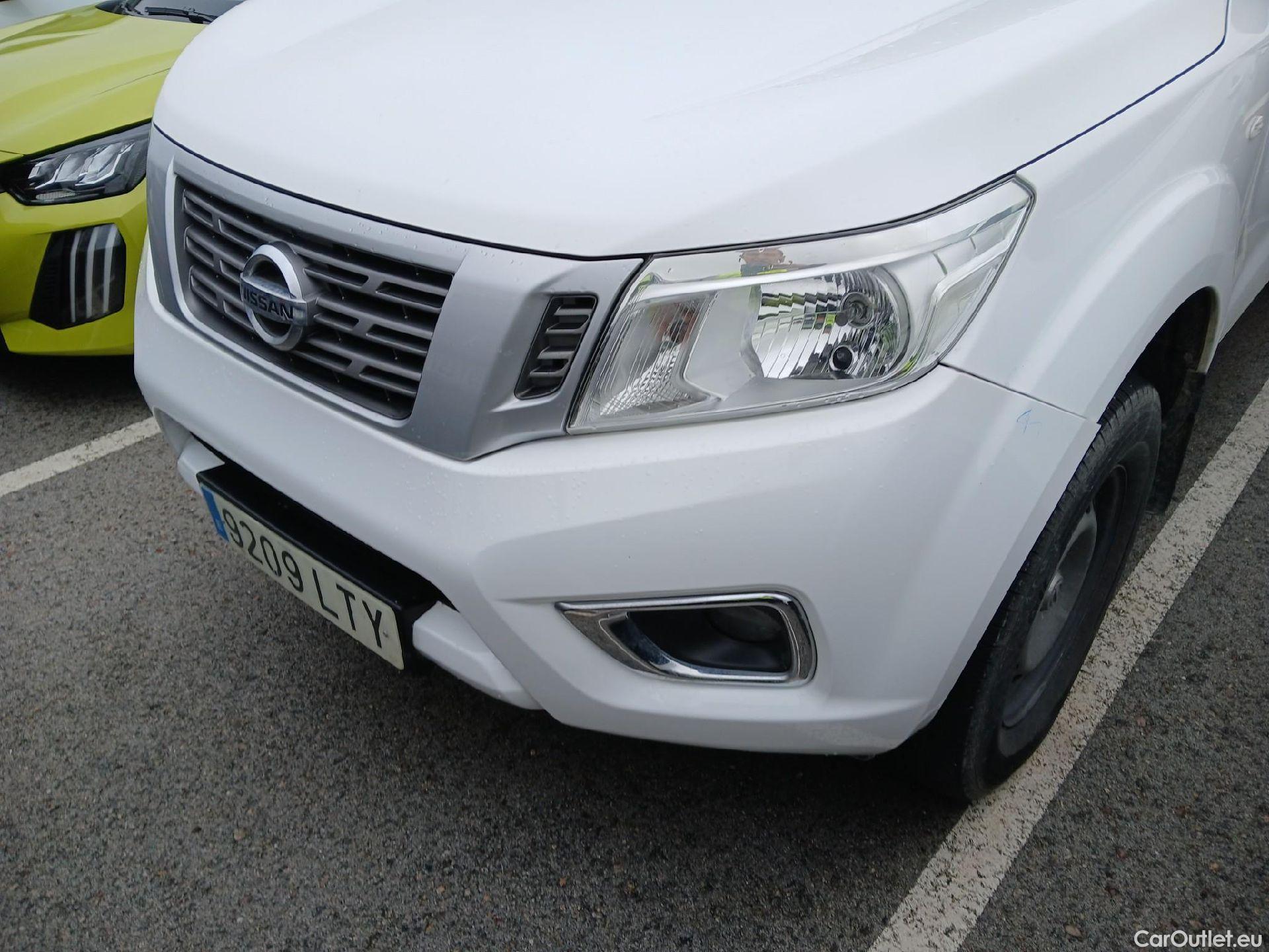  Nissan  Navara NISSAN  / 2015 / 4P / pickup Doble Cab. 2.3dCi 120kW(160CV) Visia #3