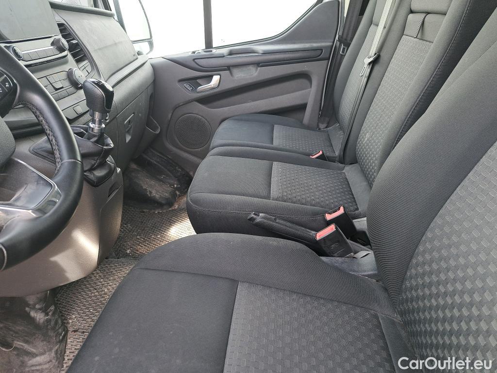  Ford  Transit  Custom Combi / Tourneo Custom 320 L1 Trend 2.0 Ecoblue 150CV MT6 E6d #28