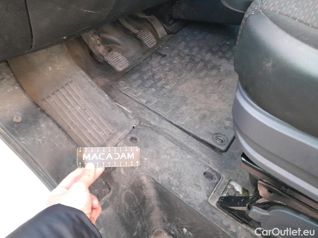  Citroen  Jumper CITROEN  / 2014 / 2P / chasis cabina BlueHDi 103KW (140CV) C.Cab. 35 Heavy L4  Rampa Elevadora #20