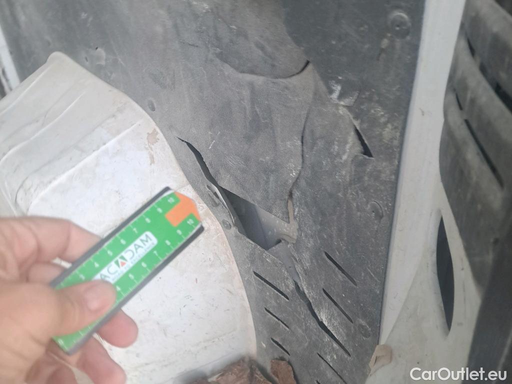  Peugeot  Boxer PEUGEOT  / 2014 / 4P / furgón 333 L2 H1 BHDI 103kW (140CV) S&S 6 V. M (AC) #39