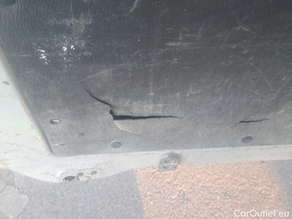  Peugeot  Boxer PEUGEOT  / 2014 / 4P / furgón 333 L2 H1 BHDI 103kW (140CV) S&S 6 V. M (AC) #43