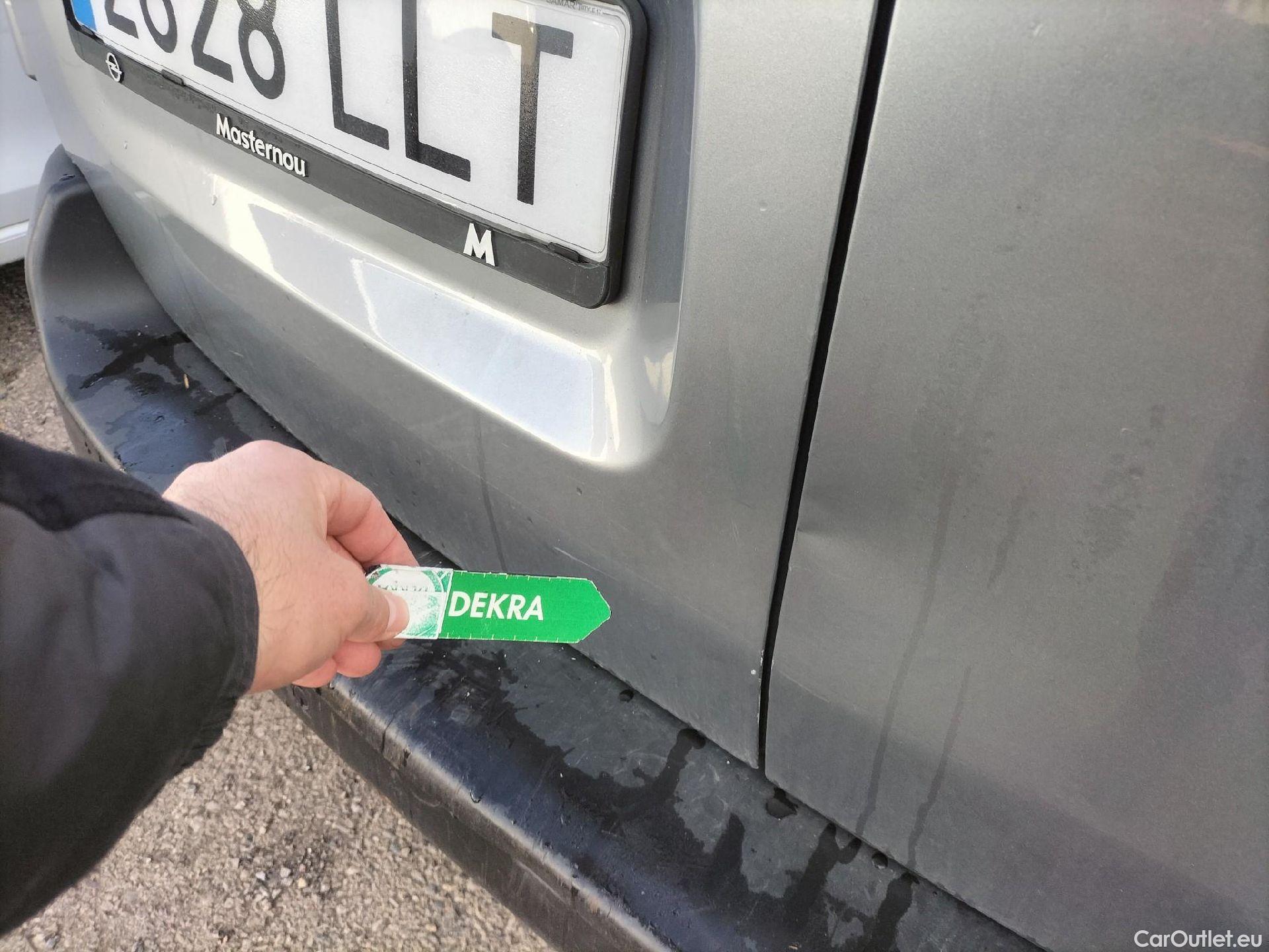  Opel  Vivaro OPEL  / 2019 / 4P / furgón 1.5 Diésel 88kW (120CV) M Std Select #26