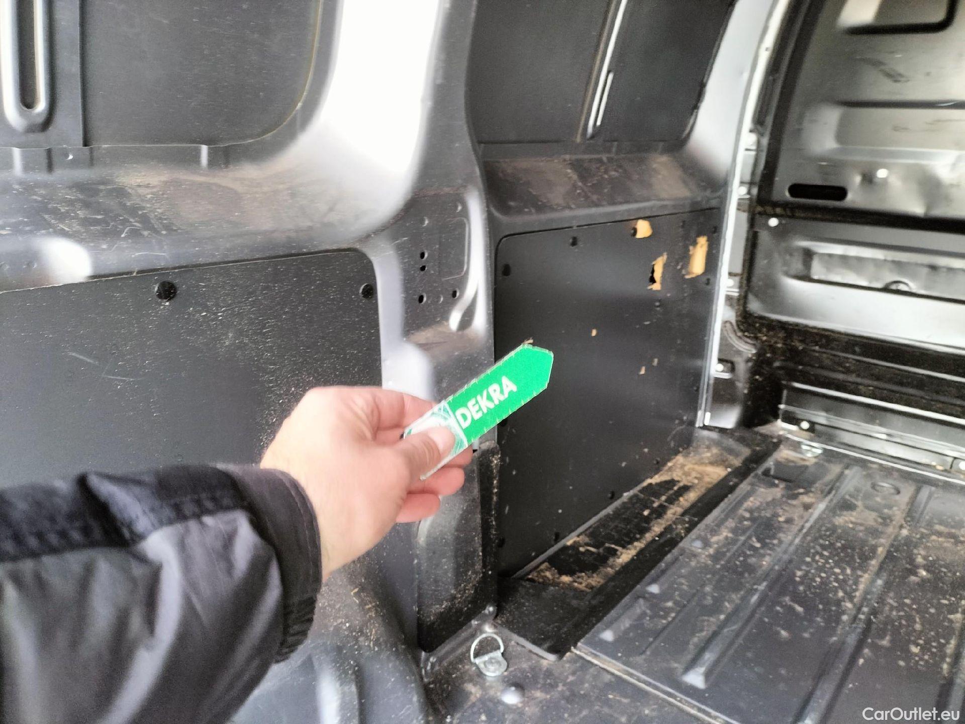  Opel  Vivaro OPEL  / 2019 / 4P / furgón 1.5 Diésel 88kW (120CV) M Std Select #40