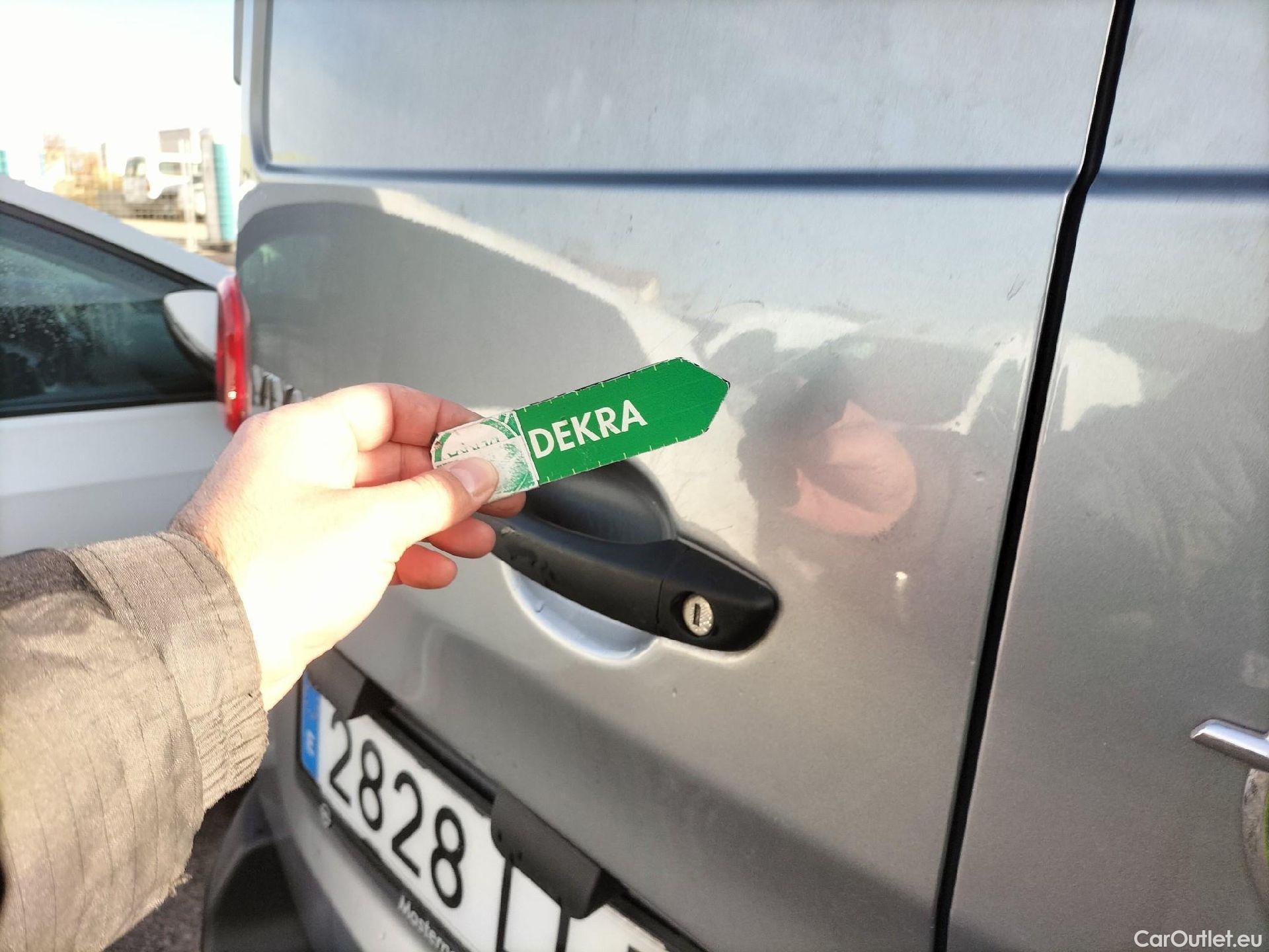  Opel  Vivaro OPEL  / 2019 / 4P / furgón 1.5 Diésel 88kW (120CV) M Std Select #25