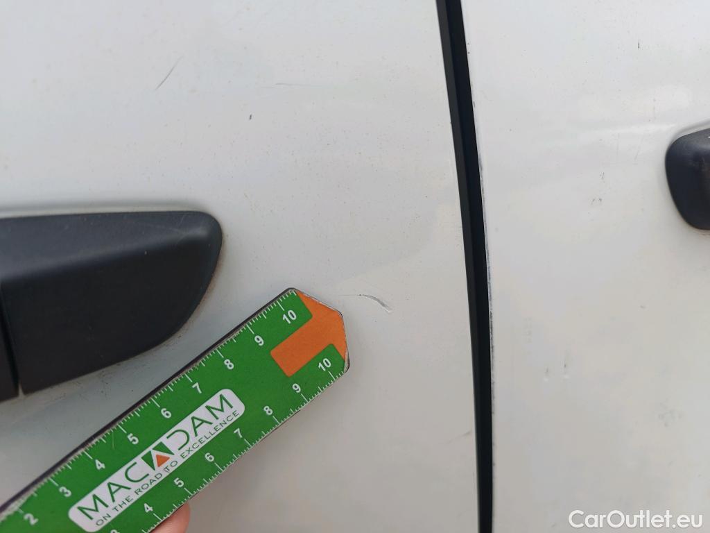  Peugeot  RIFTER PEUGEOT  / 2018 / 4P / combi Access Standard BlueHDi 73kW (AC) #52