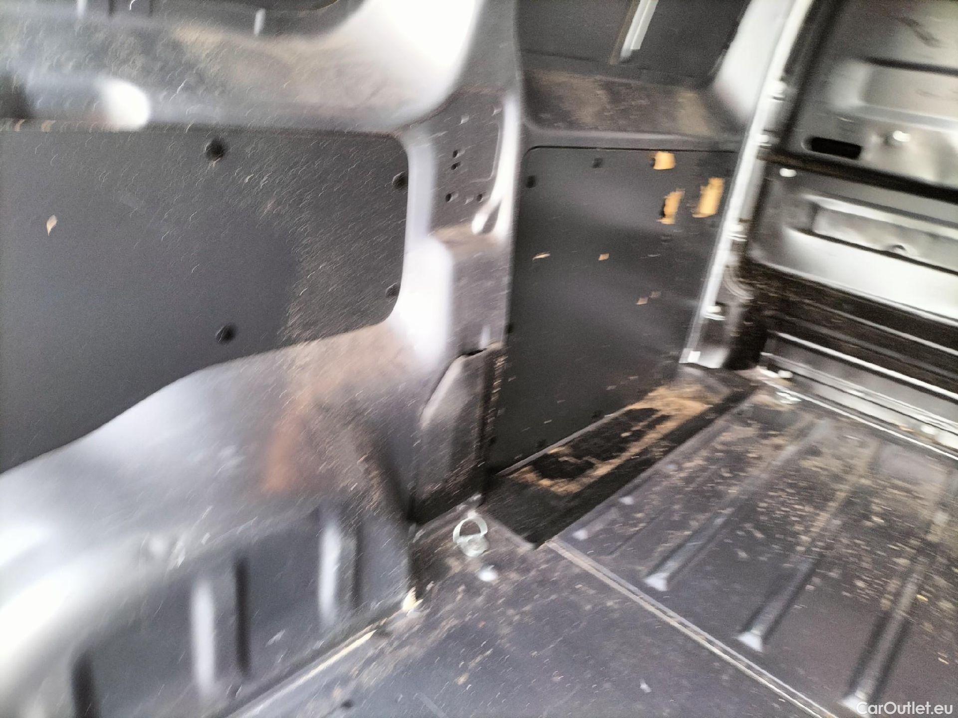  Opel  Vivaro OPEL  / 2019 / 4P / furgón 1.5 Diésel 88kW (120CV) M Std Select #41