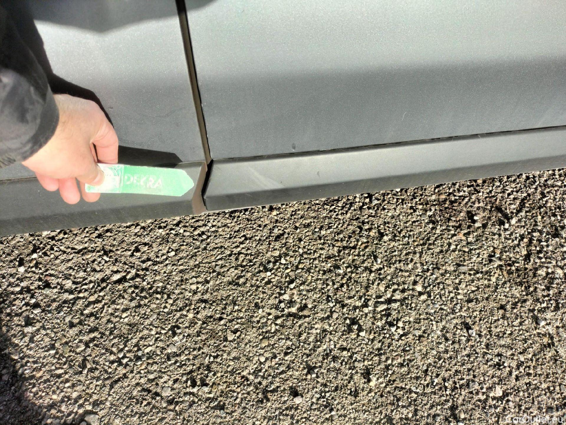  Opel  Vivaro OPEL  / 2019 / 4P / furgón 1.5 Diésel 88kW (120CV) M Std Select #50