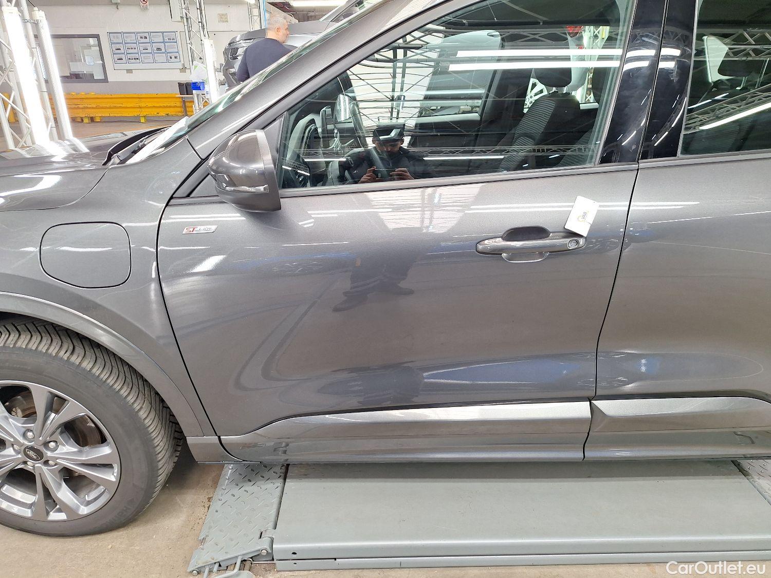  Ford  Kuga Ford,  '19 PHEV, Ford  2.5i PHEV Aut. 165kW ST-Line 5d #1