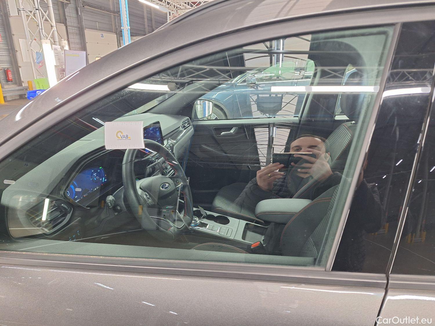  Ford  Kuga Ford,  '19 PHEV, Ford  2.5i PHEV Aut. 165kW ST-Line 5d #5