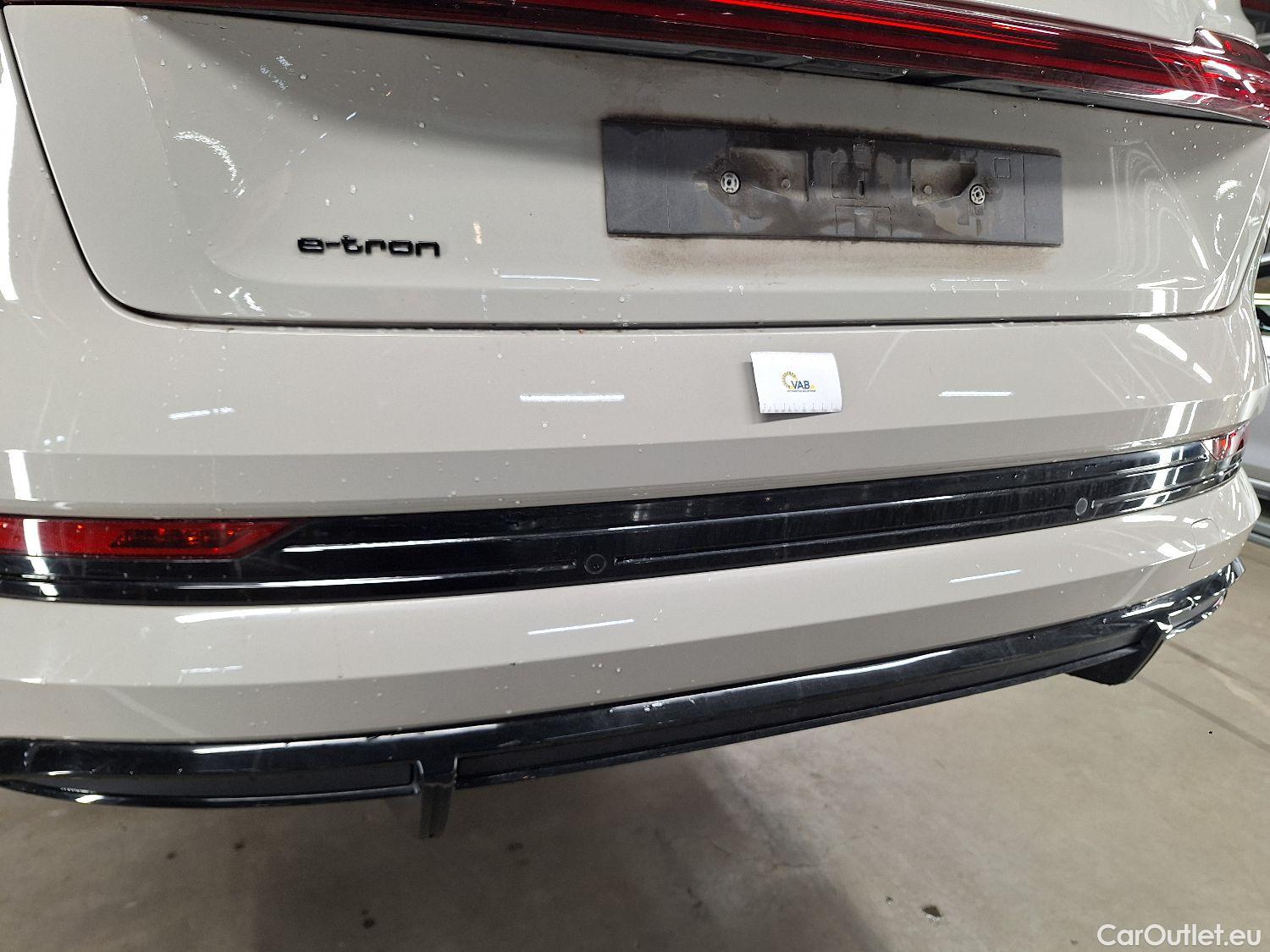  Audi  E-TRON Audi,  SB '19 BEV, Audi  Sportback 50 Quattro S-Line 5d #20