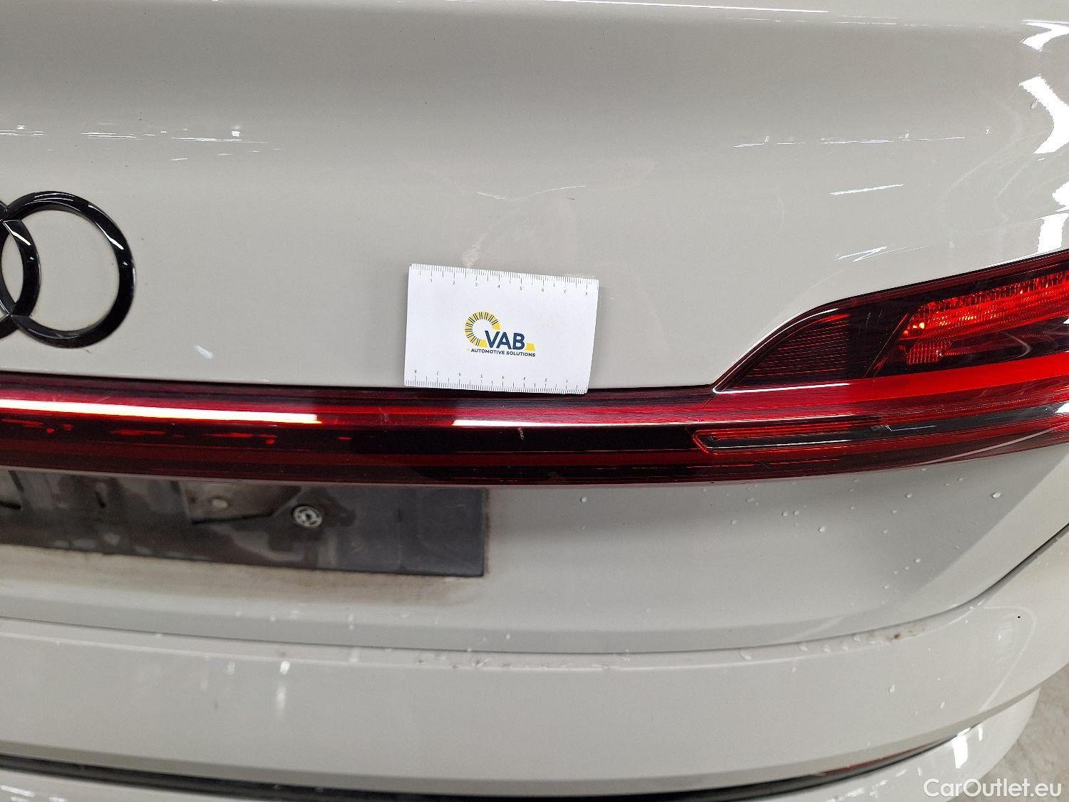  Audi  E-TRON Audi,  SB '19 BEV, Audi  Sportback 50 Quattro S-Line 5d #31