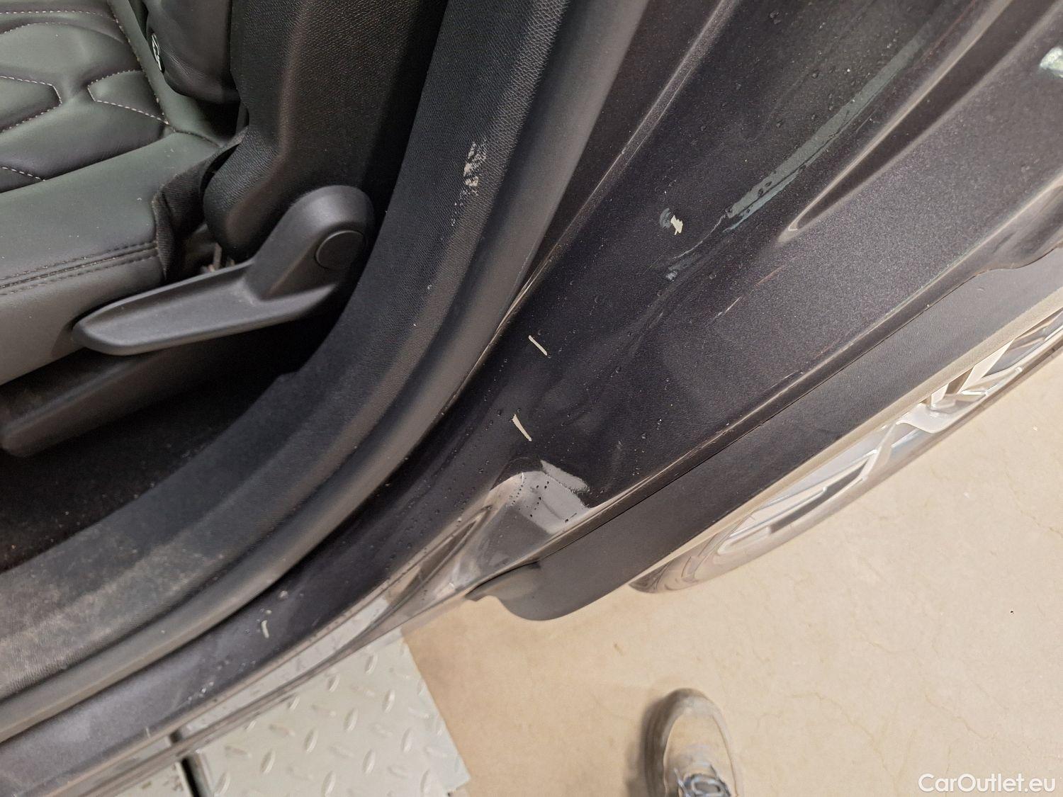  Peugeot  5008 Peugeot,  FL'20, Peugeot  1.5 BlueHDi 96kW S&S EAT8 Allure Pack #40