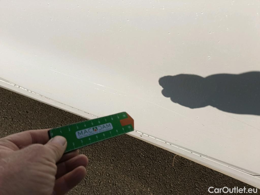  Bmw  Serie 1 BMW  / 2019 / 5P / berlina con portón 118i #11