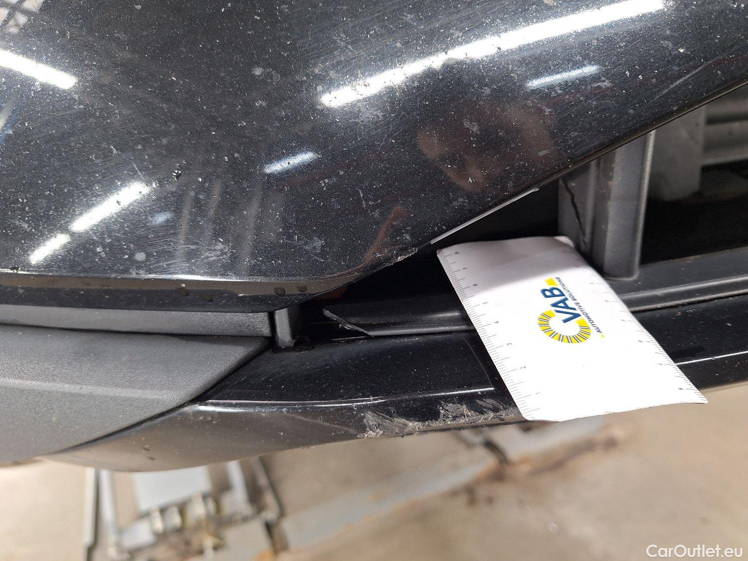  Audi  E-TRON Audi,  '19 BEV, Audi  55 Quattro 5d #4