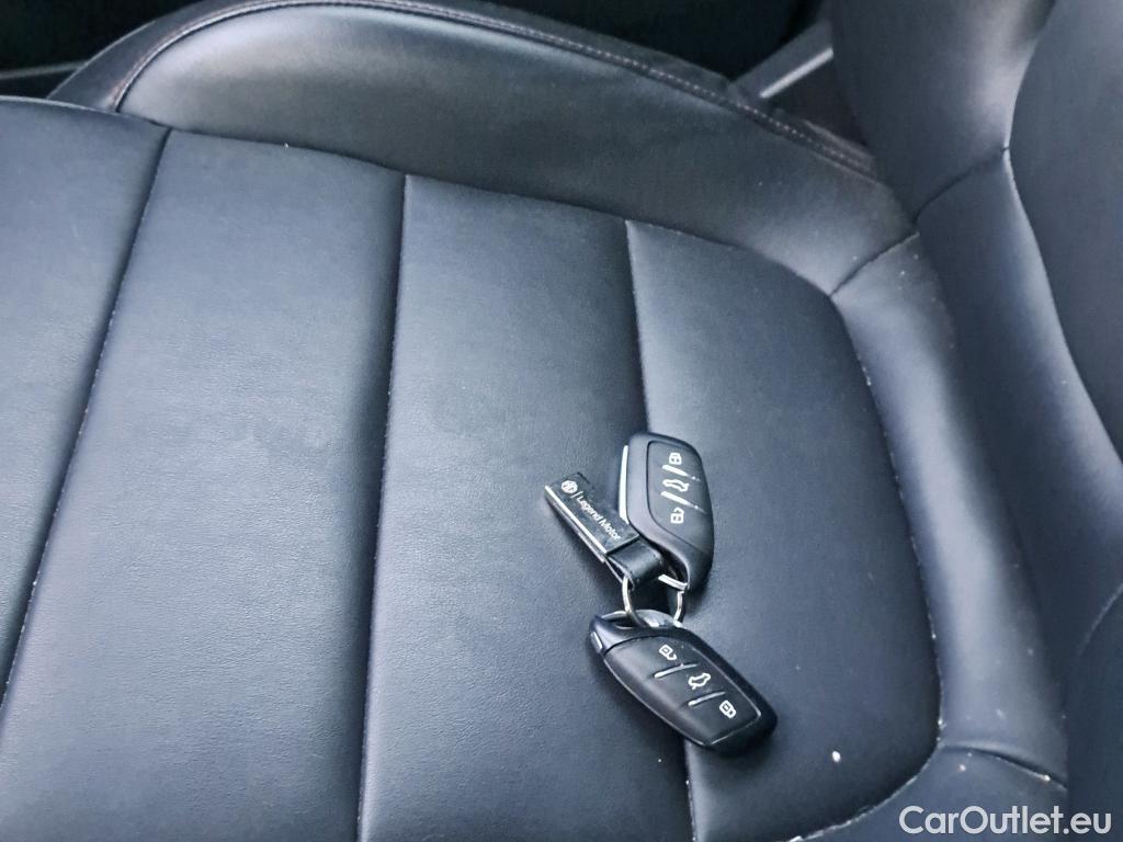  Land Rover  Discovery MG HS / 2023 / 5P / todoterreno 1.5 Turbo GDI Comfort DCT #9