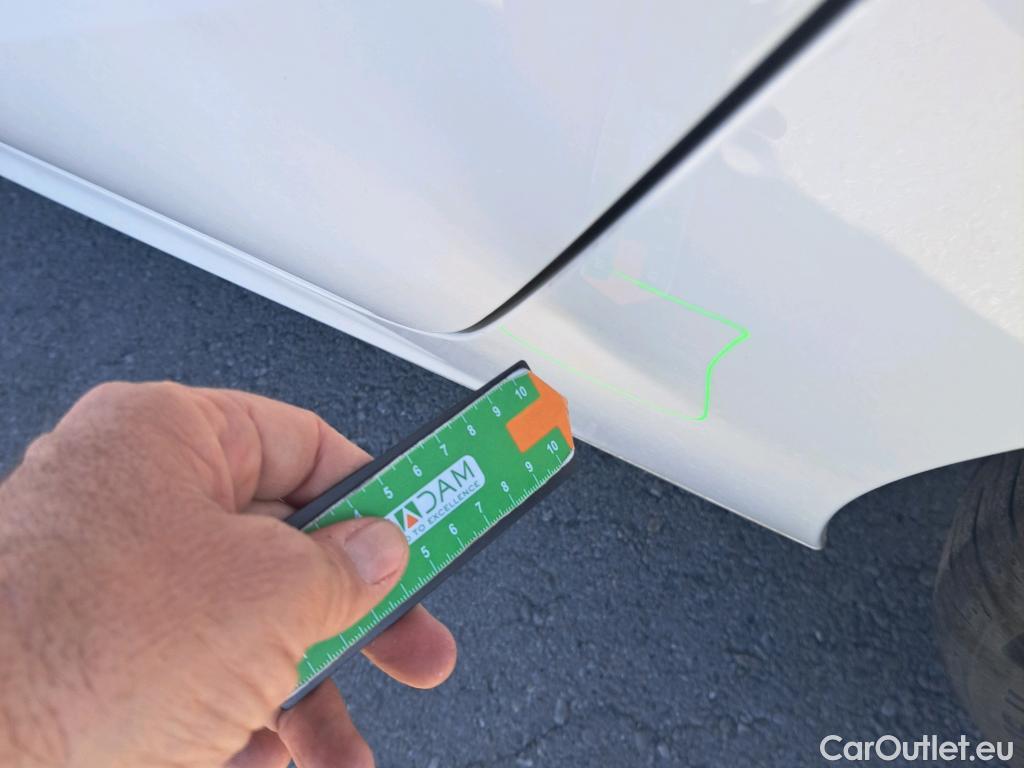  Opel  Corsa OPEL  / 2019 / 5P / berlina con portón 1.2T XHL 74kW (100CV) Edition (AC) #3