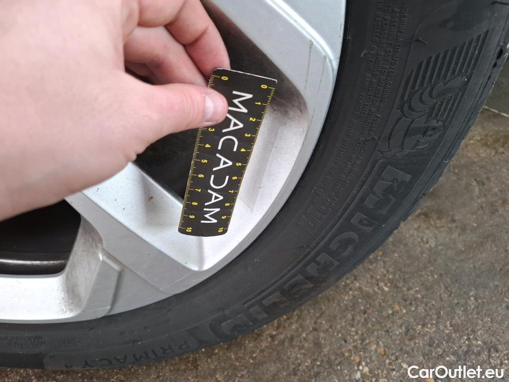  Citroen  C5 CITROEN  Aircross / 2022 / 5P / SUV PureTech 130 S&S EAT8 Feel #14