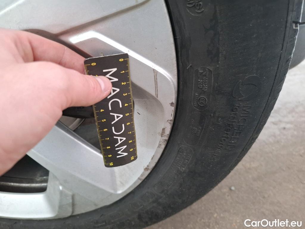  Citroen  C5 CITROEN  Aircross / 2022 / 5P / SUV PureTech 130 S&S EAT8 Feel #22