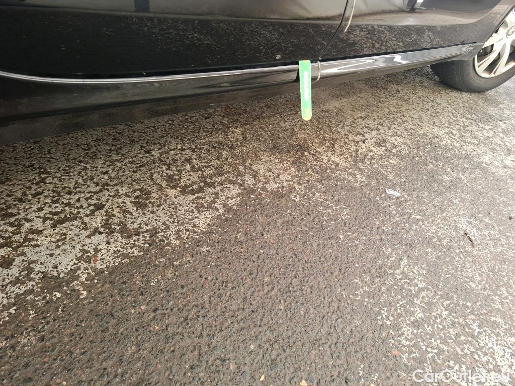  Peugeot  208  Affaire Premium Pack 1.5 HDi 100CV BVM6 E6dT #18