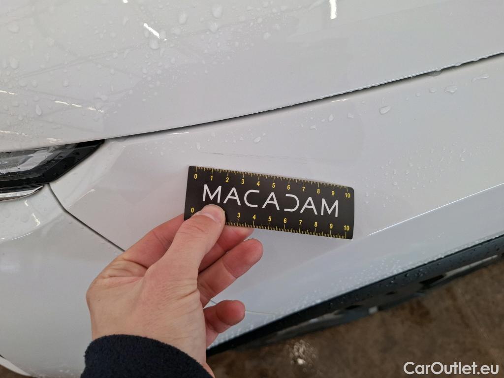  Citroen  C4  Berline Feel Nav Business R 1.5 BlueHDI 110CV BVM6 E6d #24