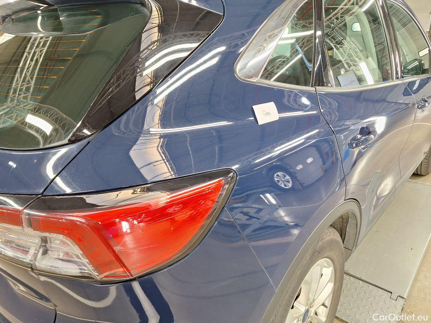  Ford  Kuga Ford,  '19, Ford  2.5i PHEV Aut. 165kW Titanium 5d #45