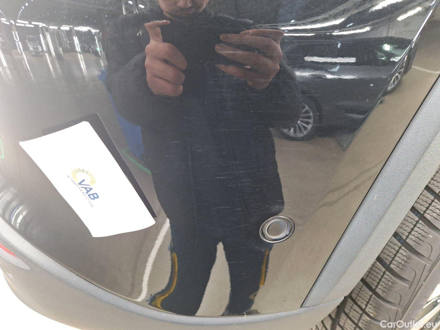  Mercedes  GLA Mercedes,  '20, Mercedes-Benz   180 d Business Solution 5d #18