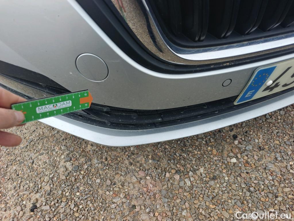  Skoda  Octavia SKODA  / 2020 / 5P / berlina con portón 2.0 TDI 85kW (115 CV) Manual Ambition #9